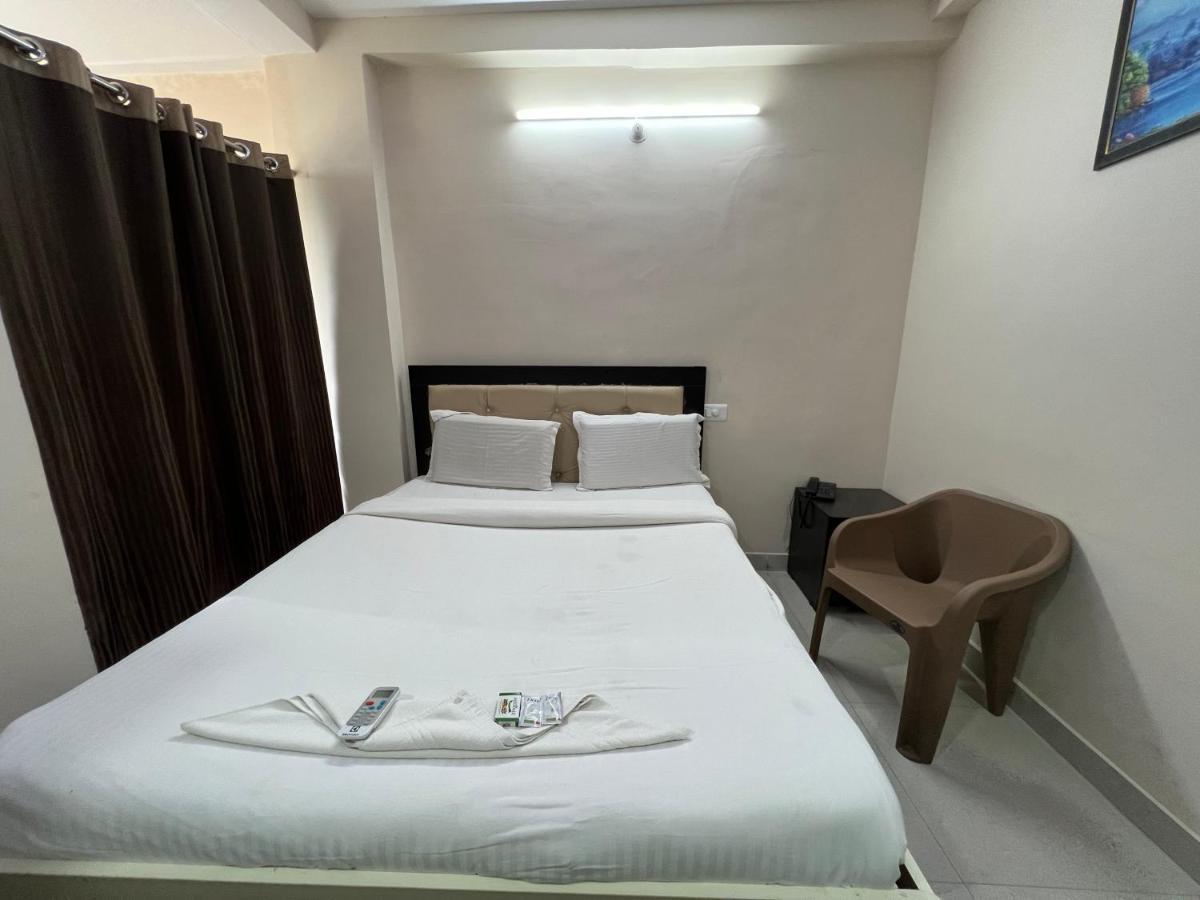 5 Star Grand Hotel Shamshabad Exterior photo